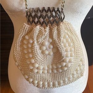 VNTG Button Handbag Accordion Opening